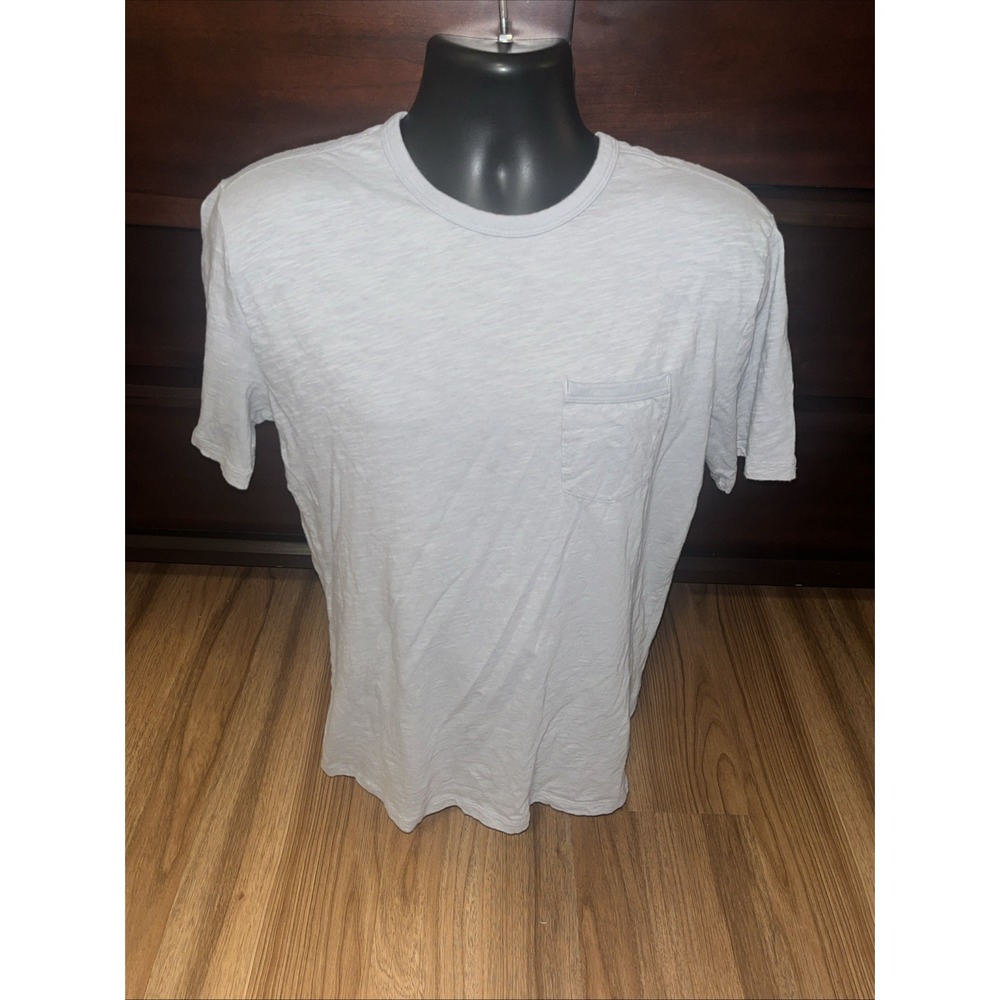 Vuori Shirt Mens Sz Medium Gray The Rise Tee Pima Cotton Pocket Athletic V182